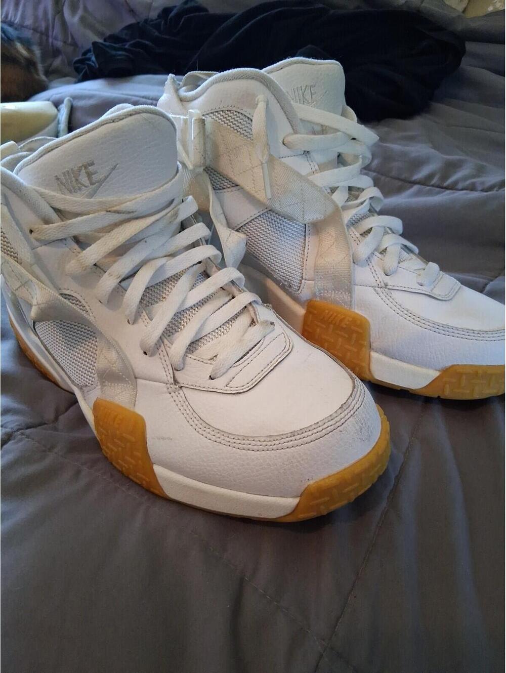 Nike | Air Raid Size 12 Mens (U.S.)  White/White-Gum Light Brown